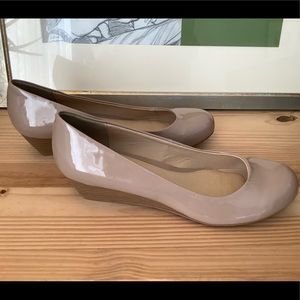 Chinese Laundry Marcie wedge pump